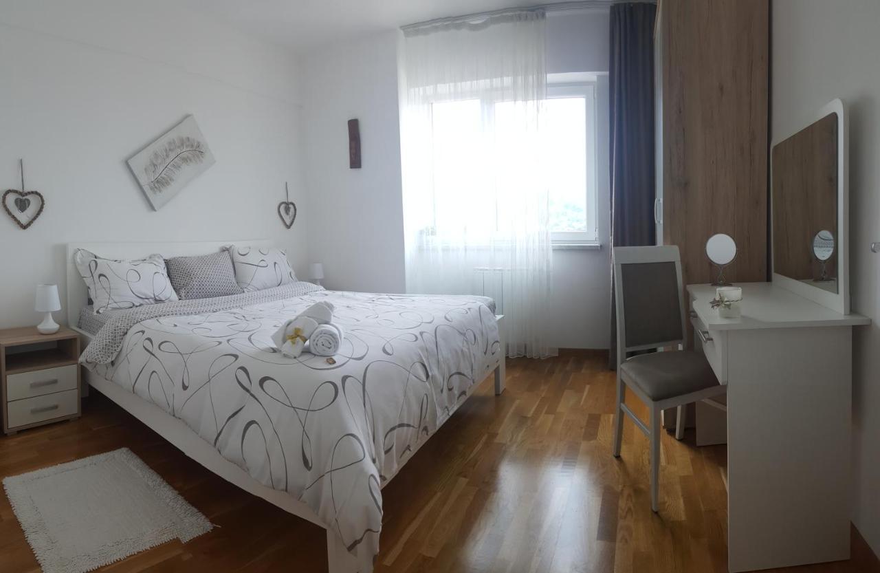 Fantasy Apartment Tuzla Exterior foto